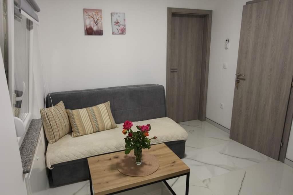 Apartmani Venecia Prozor Eksteriør bilde
